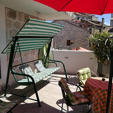 Paradise Apartment With Big Sunny Terrace In The Old Town, Few Meters From The Sea & Riva Promenade Split Buitenkant foto